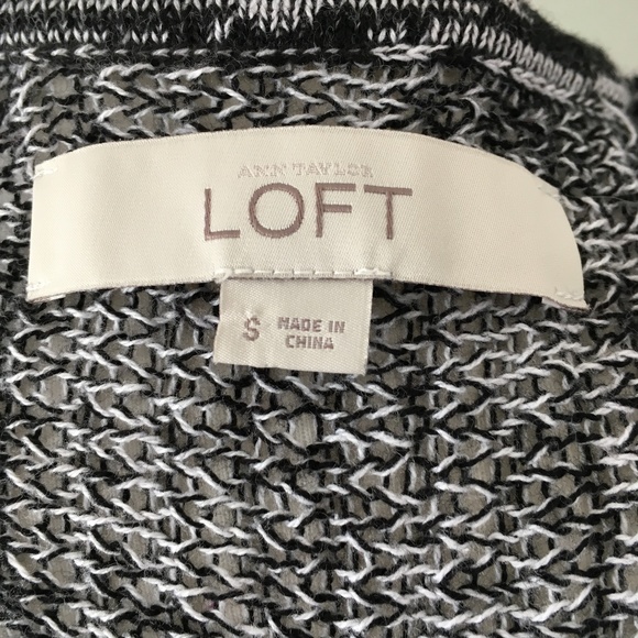 Ann Taylor LOFT Knit Shortsleeve Blouse - Picture 7 of 8